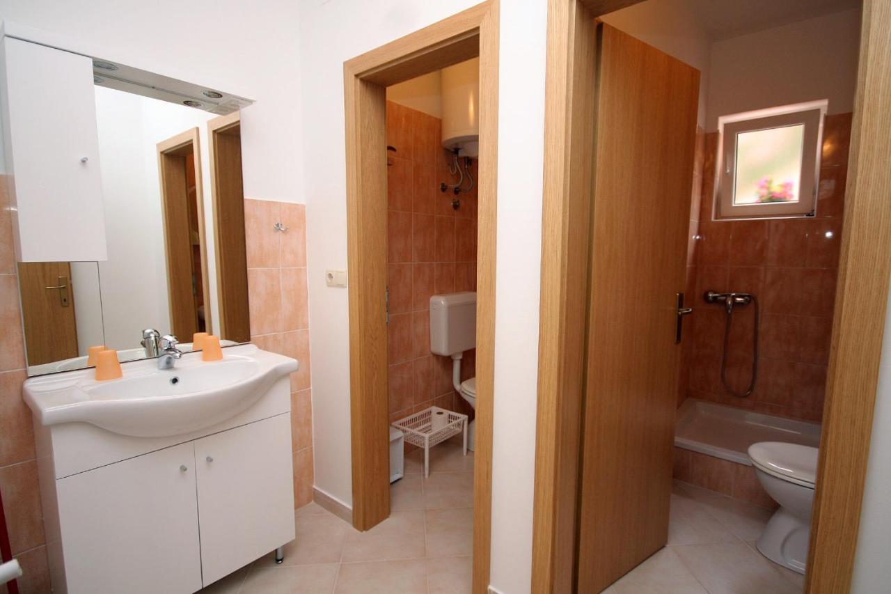Apartments With A Parking Space Palit, Rab - 5028 ภายนอก รูปภาพ